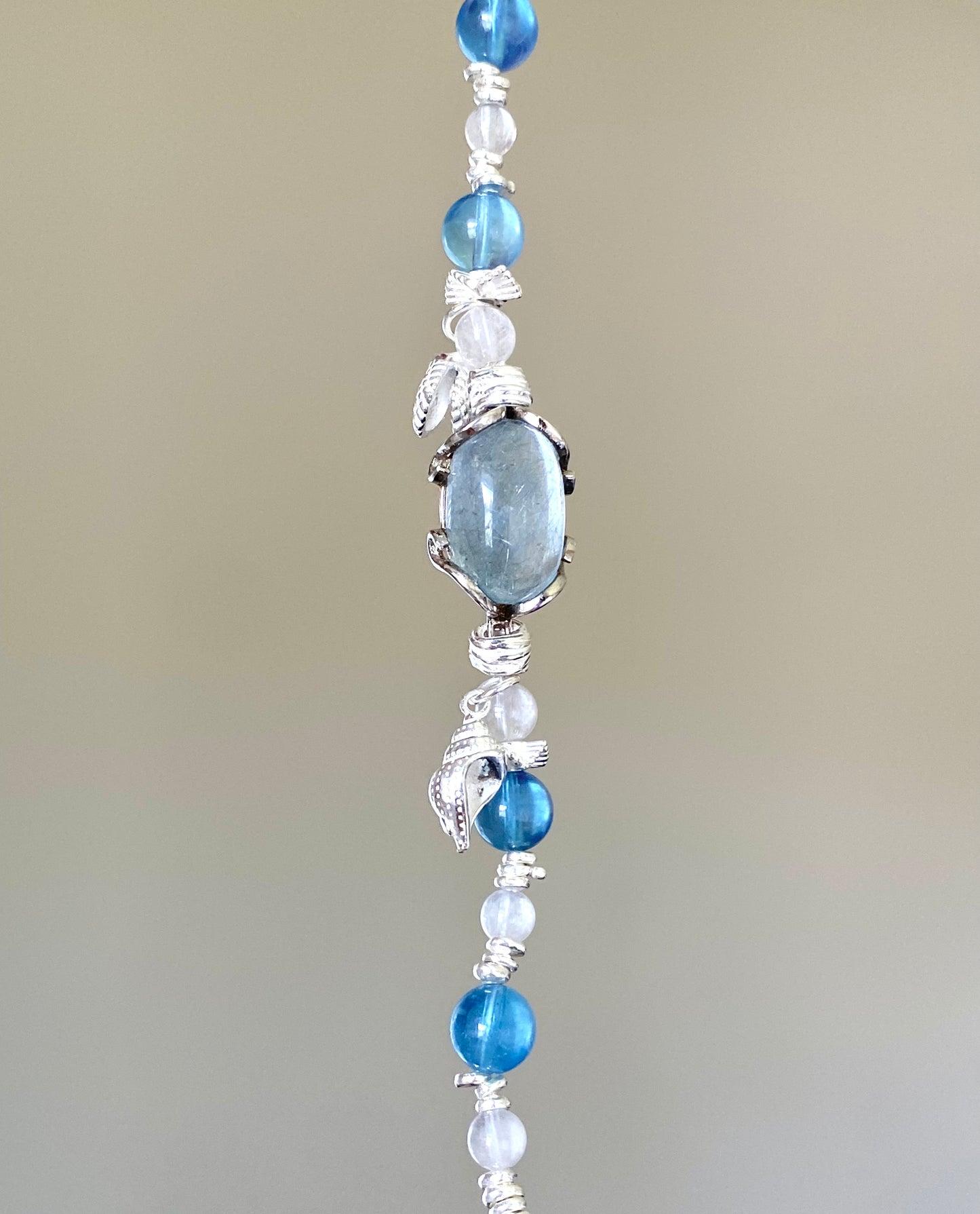 Blue Rabbit Hair Quartz Cabochon, White Rabbit Hair(6mm) & Aquamarine(8mm) — Silver Design